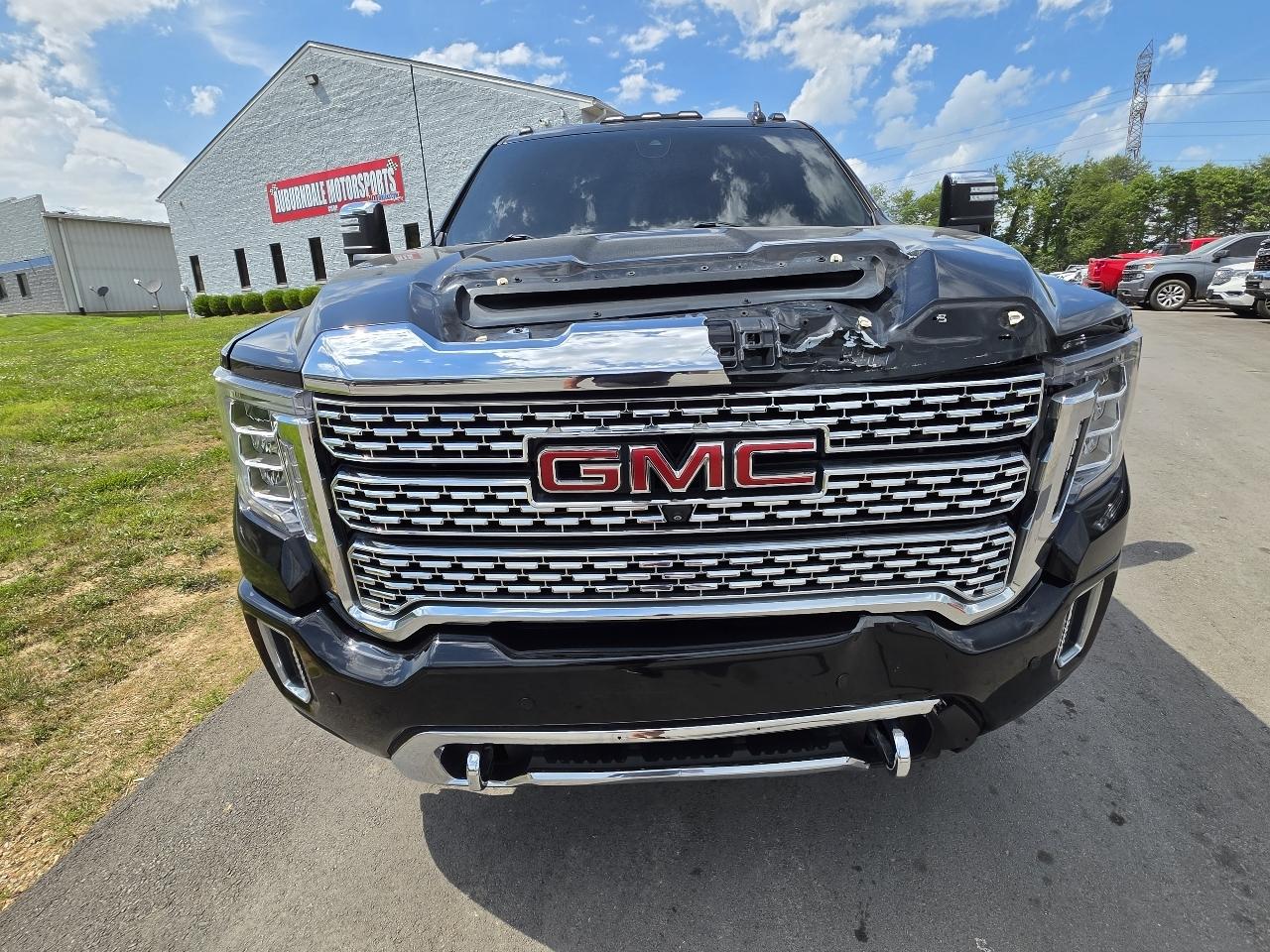 GMC Sierra 2500HD Denali Crew Cab 4WD SB 2022