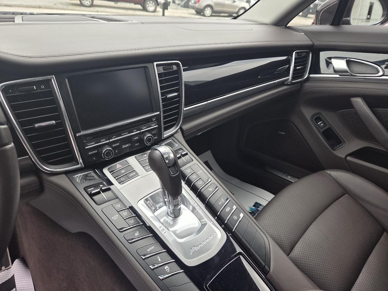 Porsche Panamera S 2010