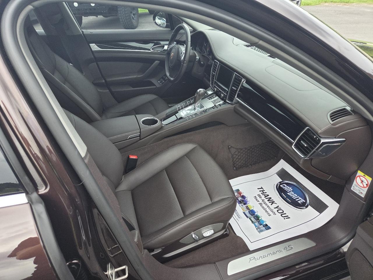 Porsche Panamera S 2010