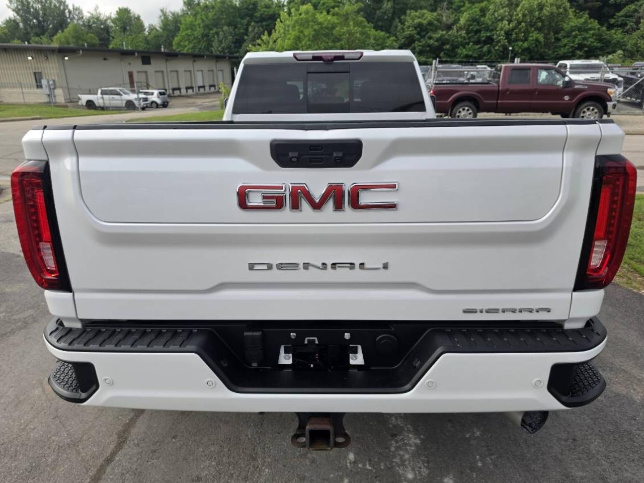 GMC Sierra 3500HD Denali Crew Cab Long Box 4WD 2022