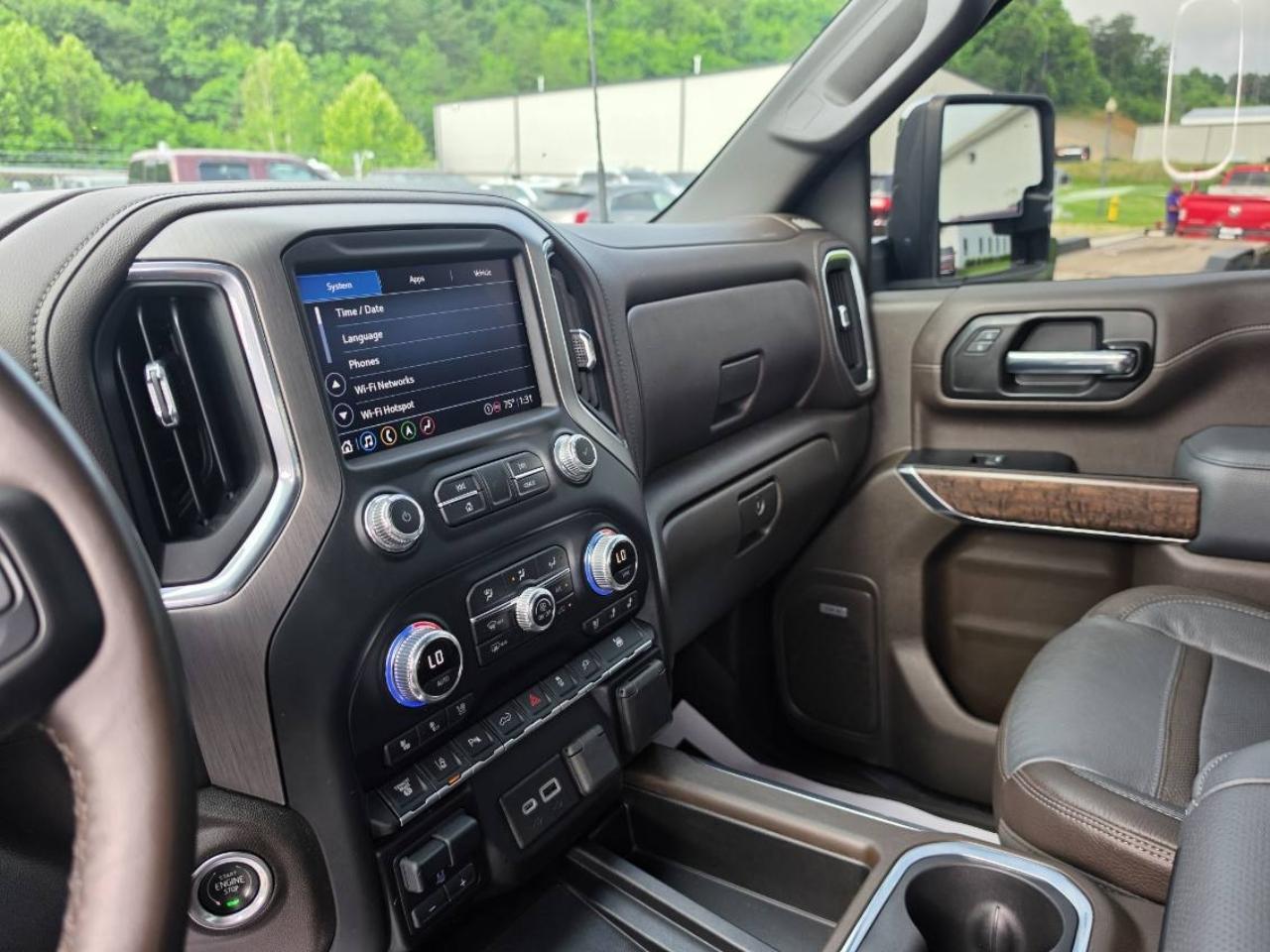 GMC Sierra 3500HD Denali Crew Cab Long Box 4WD 2022