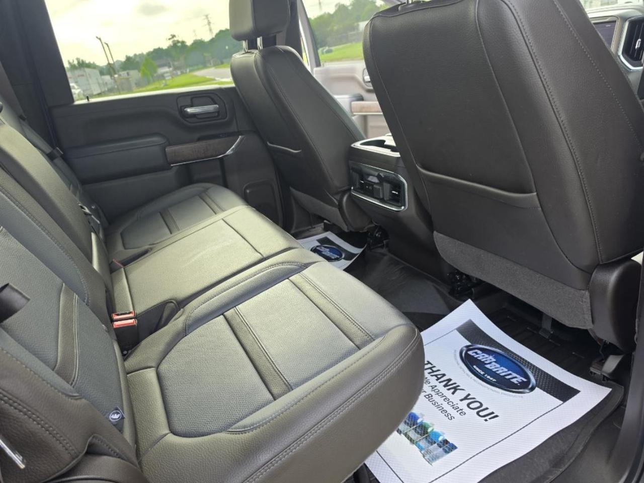 GMC Sierra 3500HD Denali Crew Cab Long Box 4WD 2022