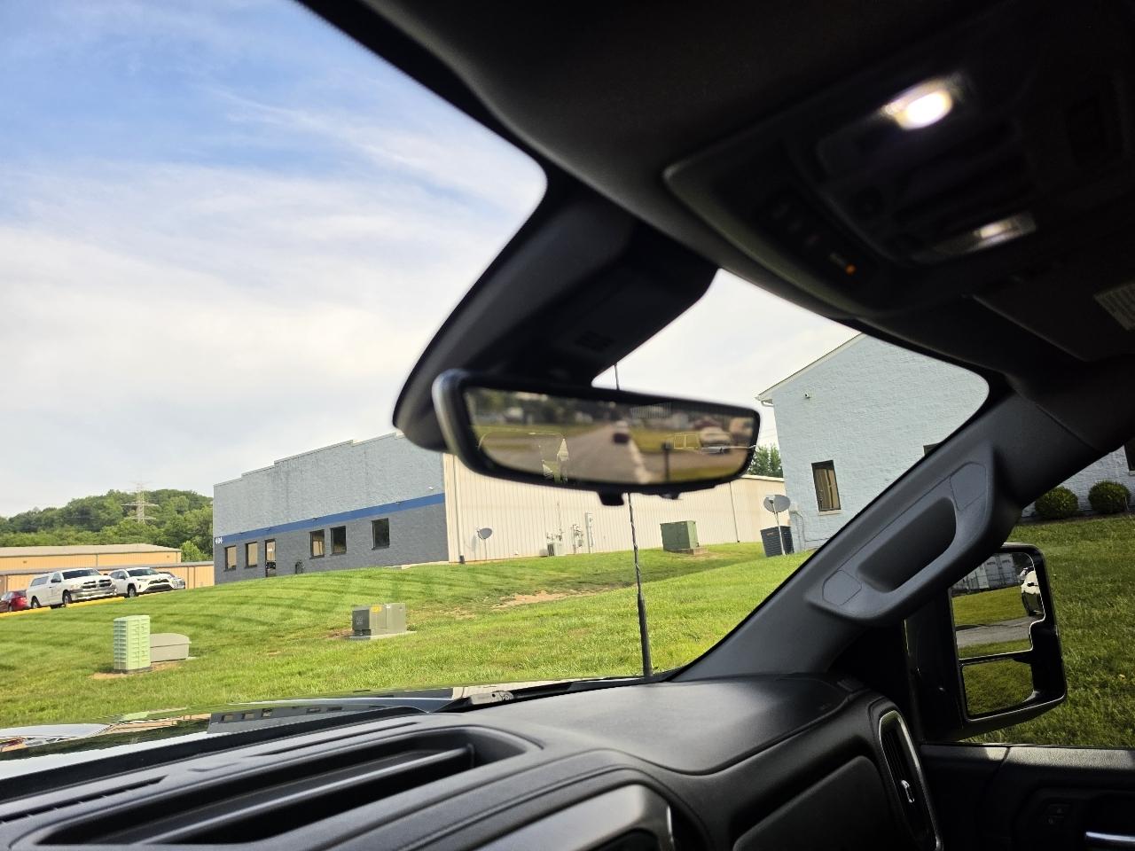 GMC Sierra 2500HD Denali Crew Cab 4WD SB 2022