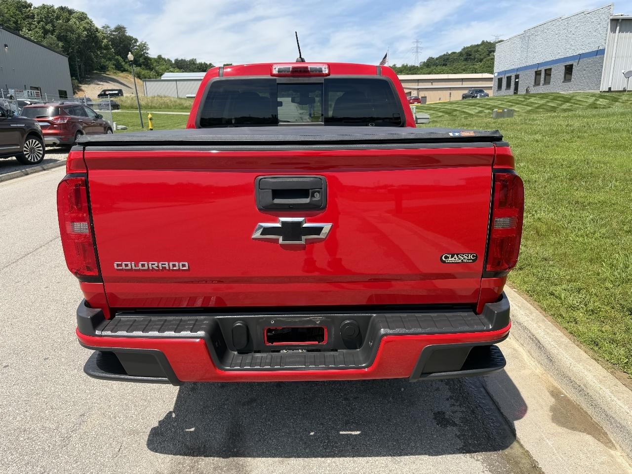 Chevrolet Colorado 4WD Crew Cab 140.5" Z71 2015