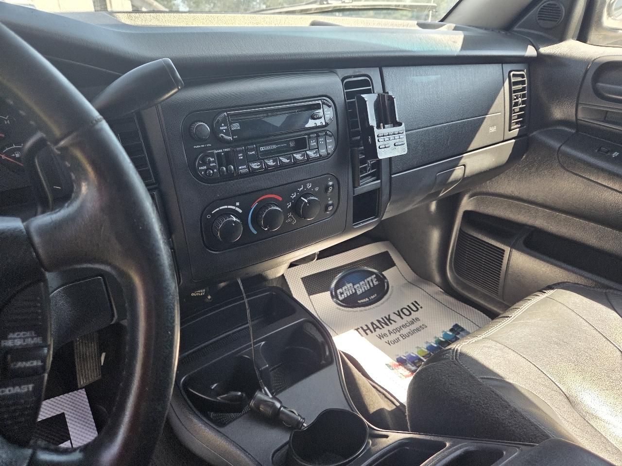 Dodge Dakota Sport Quad Cab 4WD 2003
