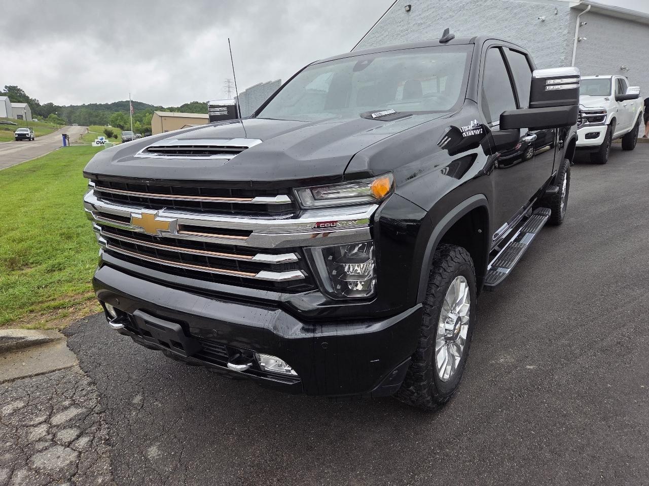 Chevrolet Silverado 2500HD High Country Crew Cab Long Box 4WD 2020