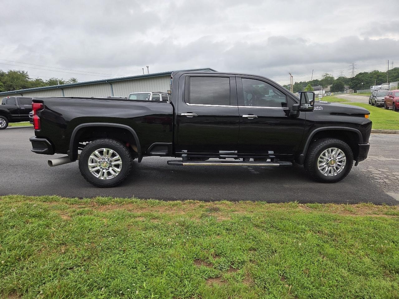 Chevrolet Silverado 2500HD High Country Crew Cab Long Box 4WD 2020