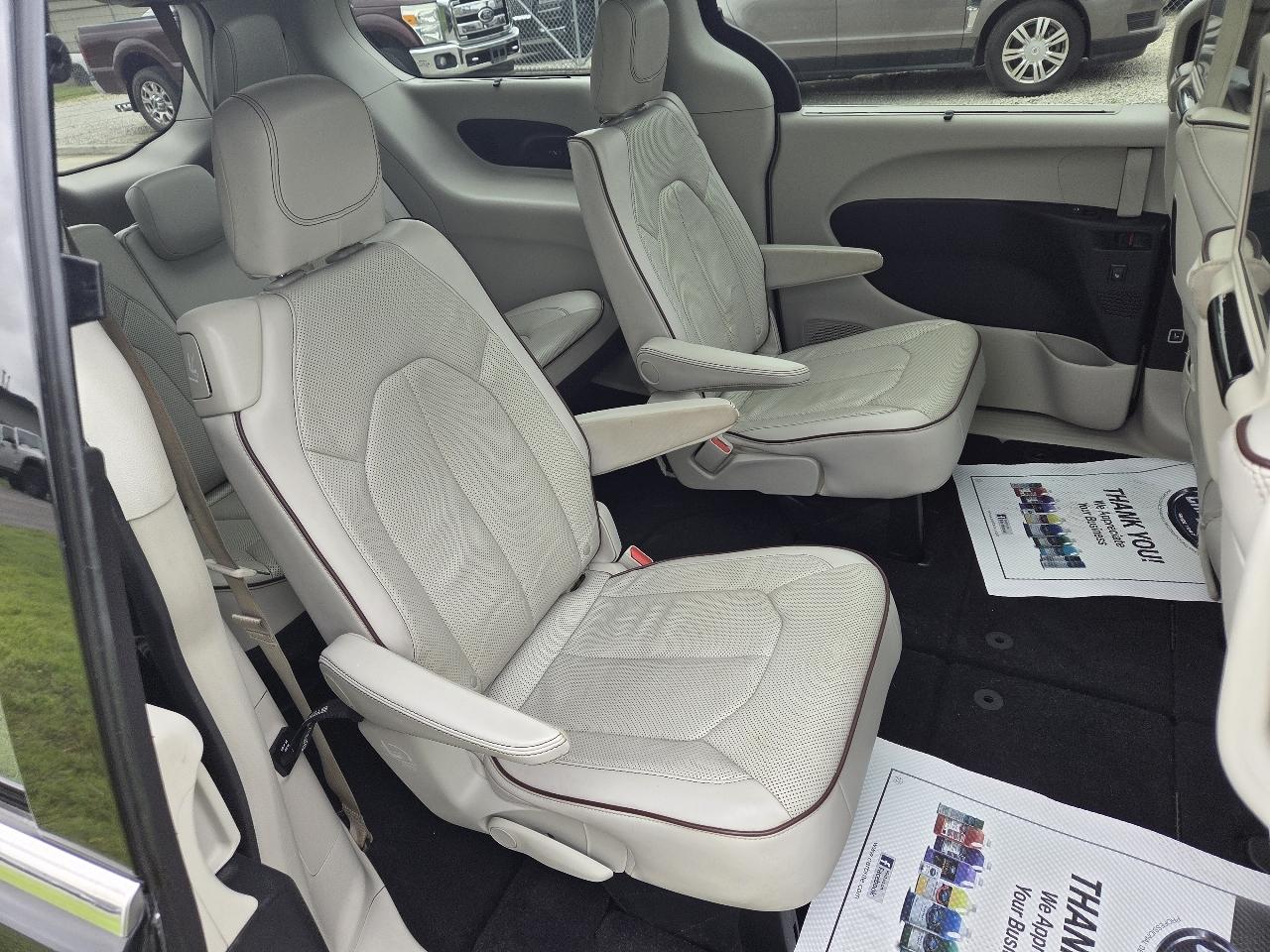 Chrysler Pacifica Limited 2017