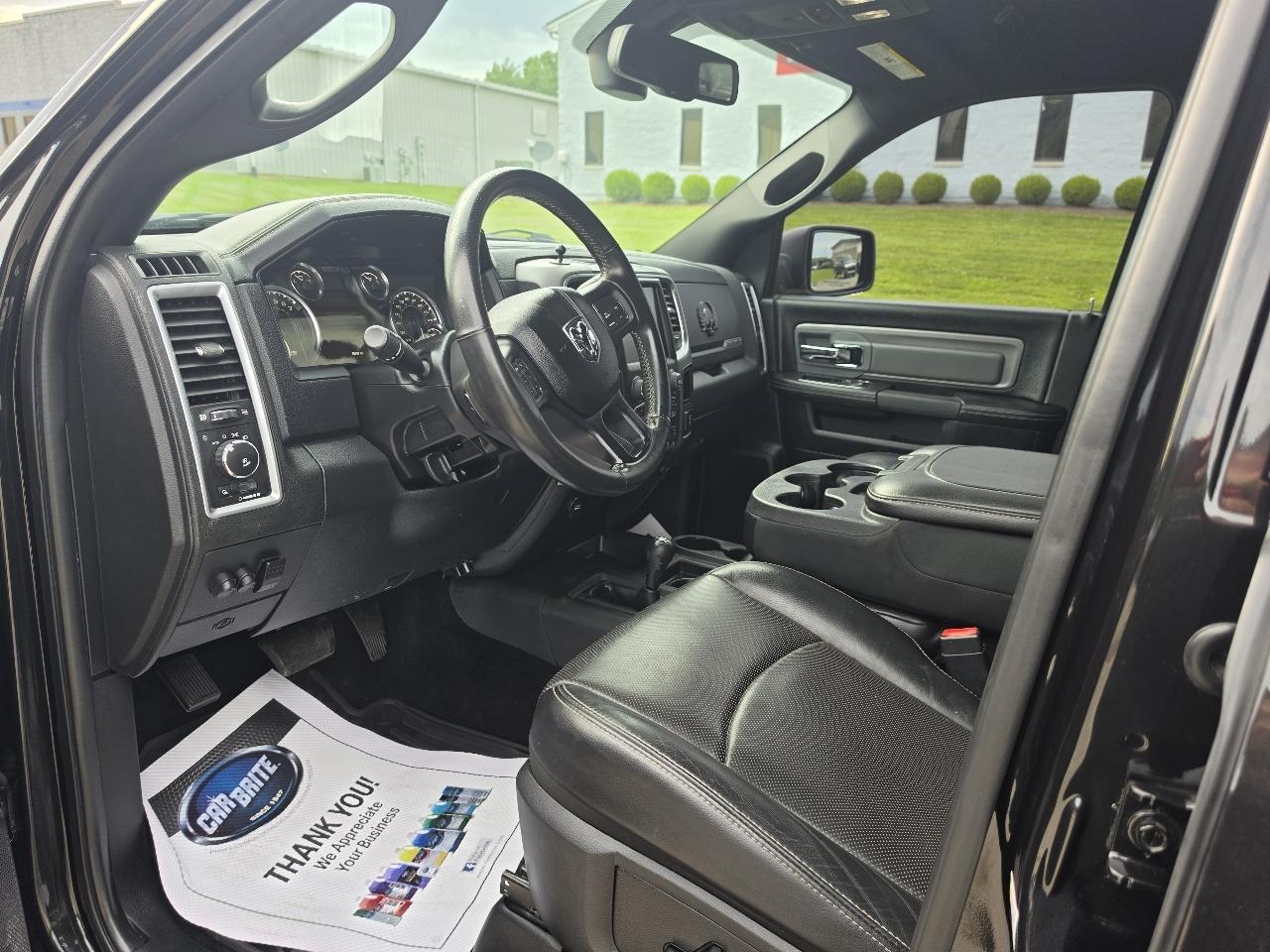 RAM 2500 Power Wagon Crew Cab SWB 4WD 2017