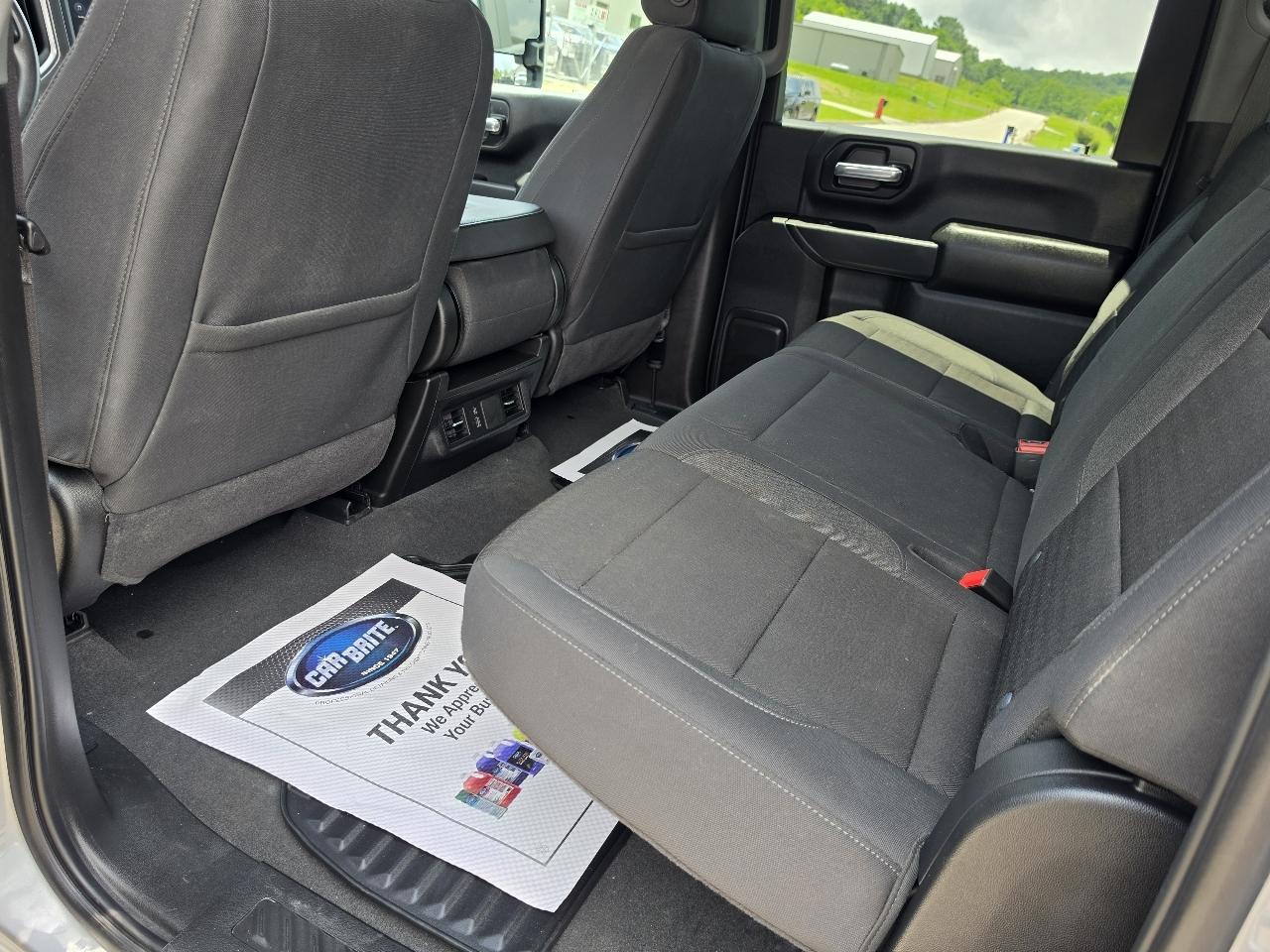 Chevrolet Silverado 2500HD 4WD Crew Cab 159" Custom 2025