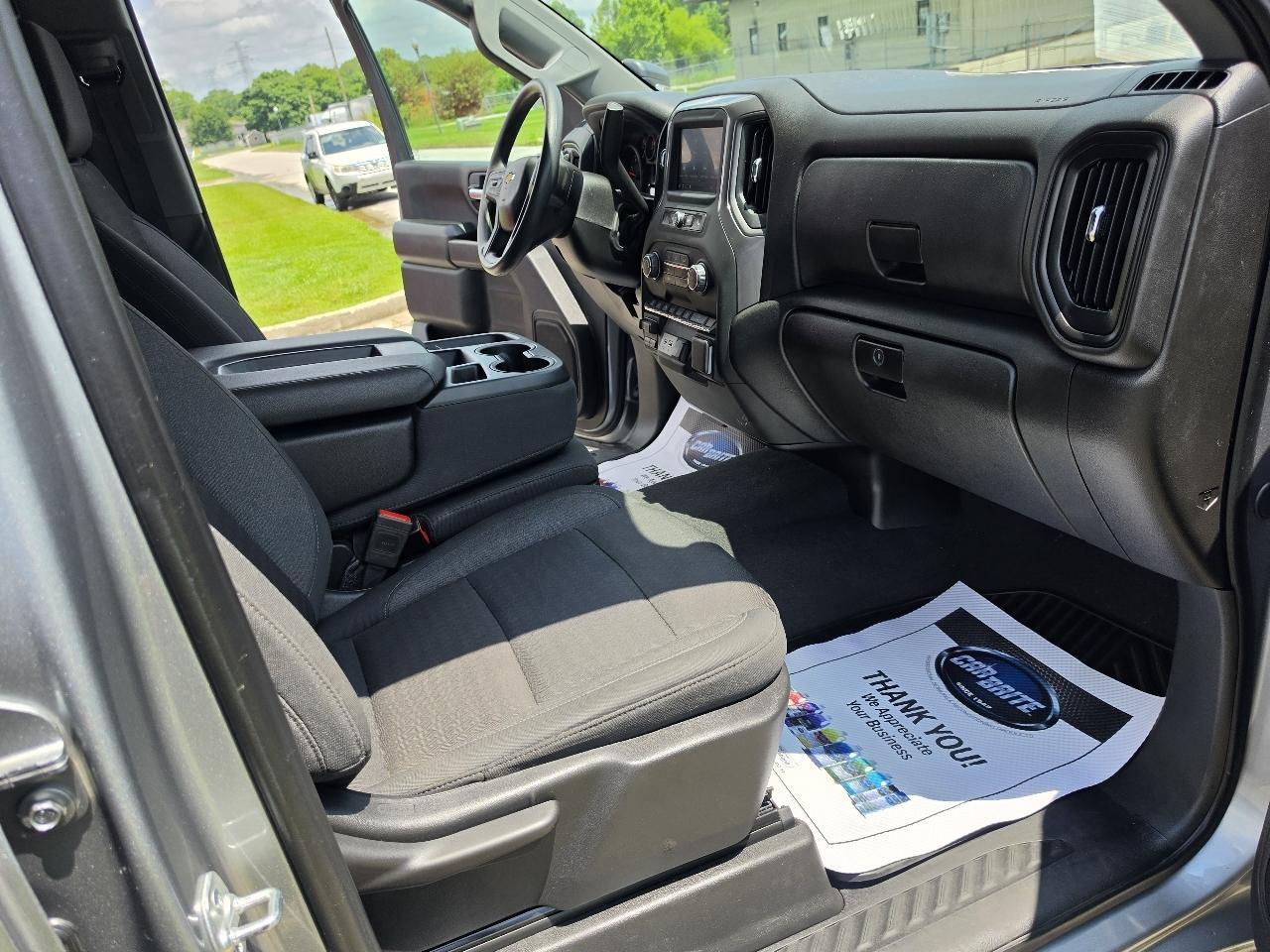 Chevrolet Silverado 2500HD 4WD Crew Cab 159" Custom 2025