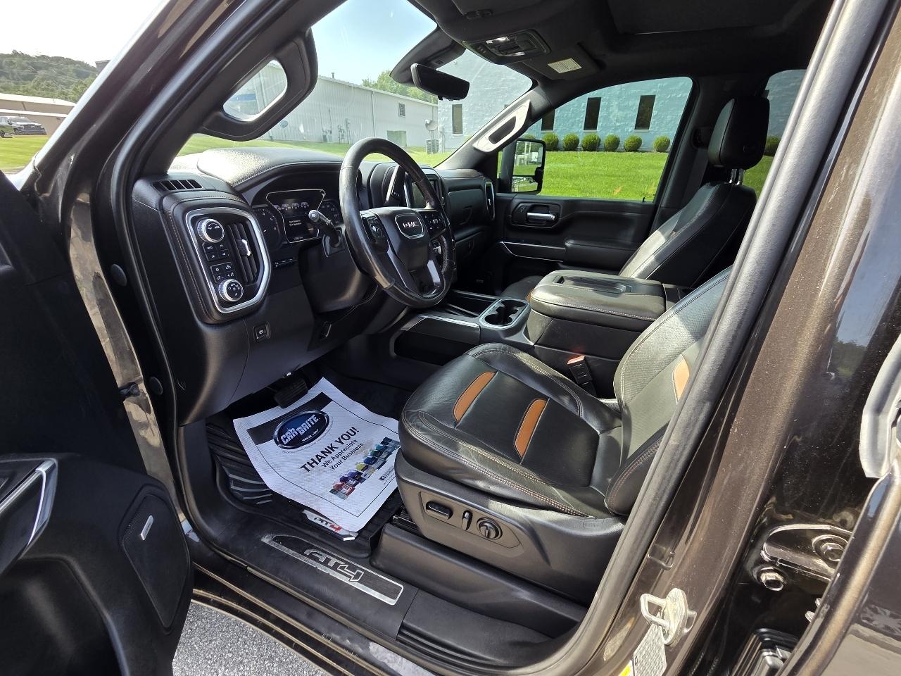 GMC Sierra 2500HD 4WD Crew Cab 159" AT4 2020