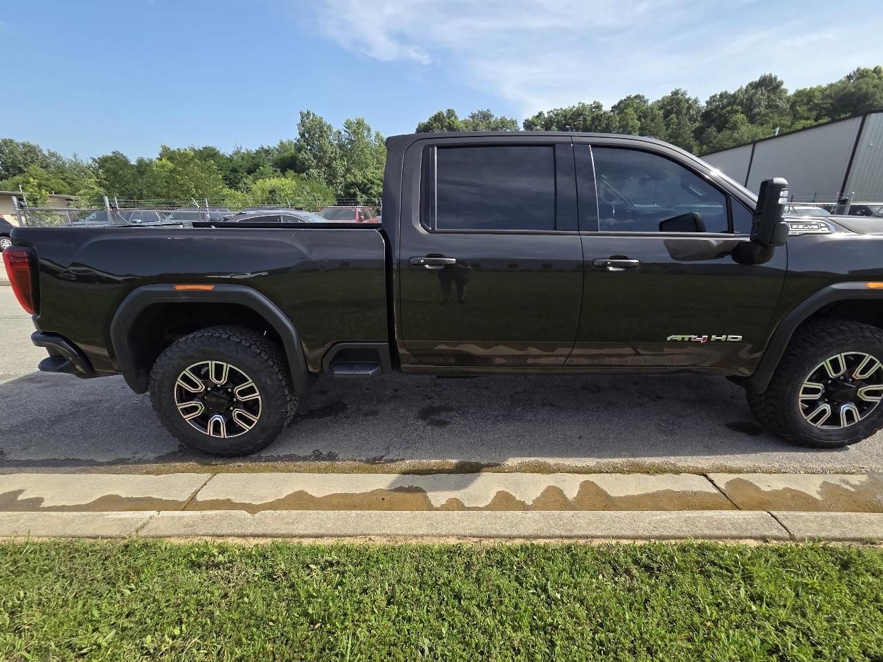 GMC Sierra 2500HD 4WD Crew Cab 159" AT4 2020