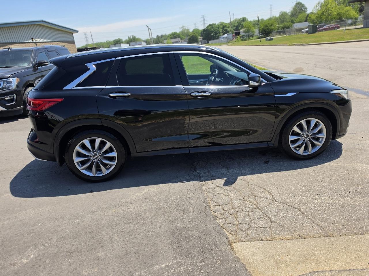 Infiniti QX50 PURE AWD 2020