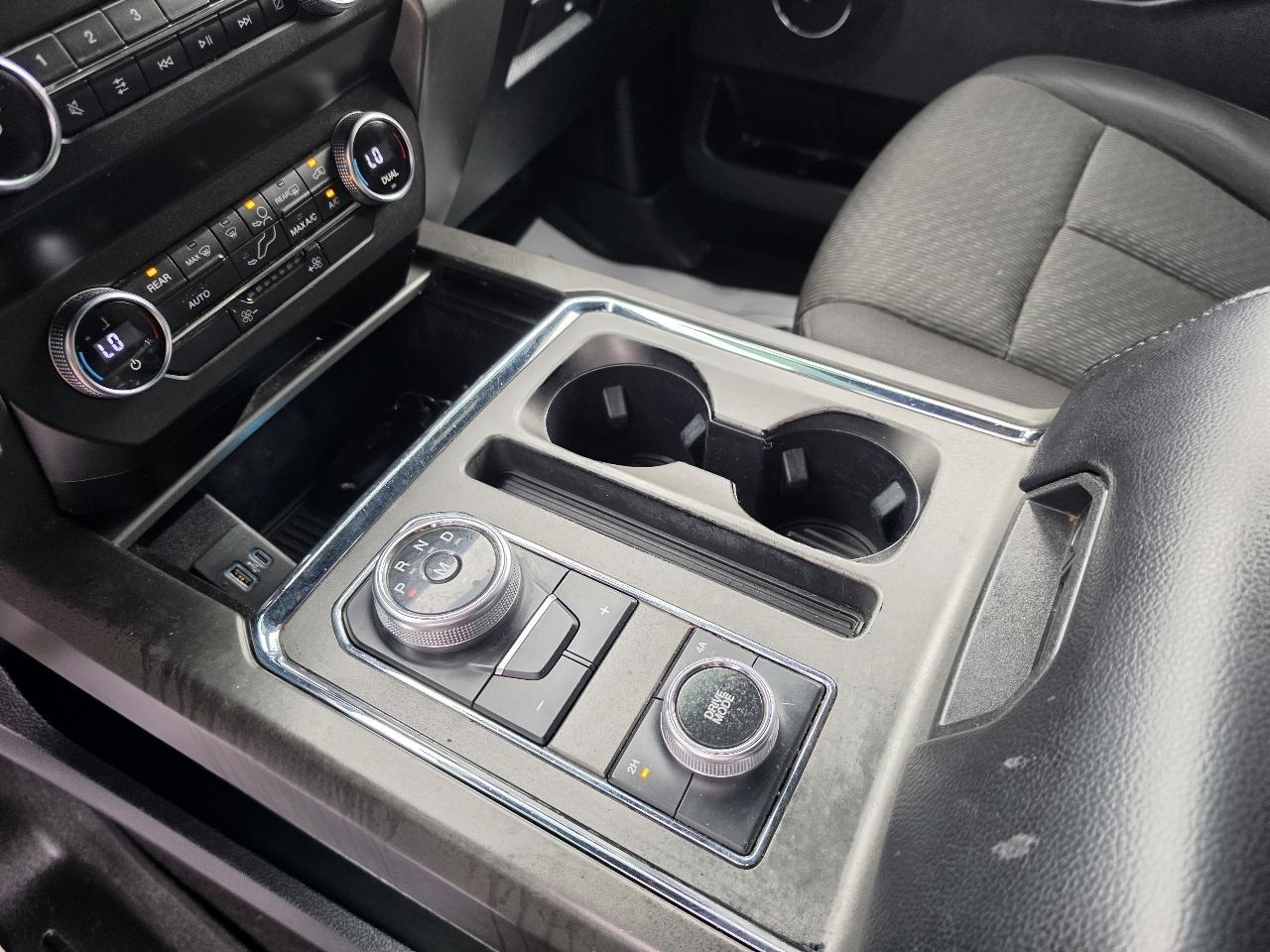 Ford Expedition MAX XLT 4WD 2020