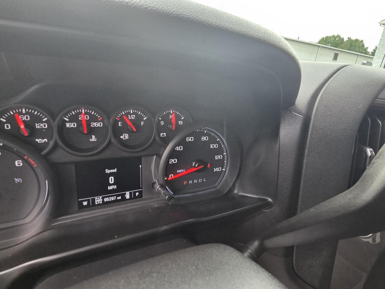 Chevrolet Silverado 1500 4WD Crew Cab 143.5" Custom 2019