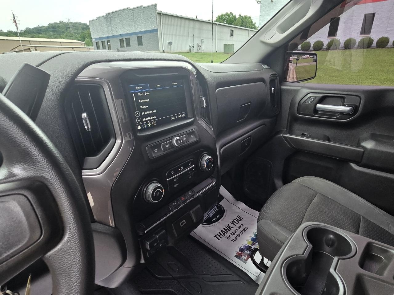 Chevrolet Silverado 1500 4WD Crew Cab 143.5" Custom 2019