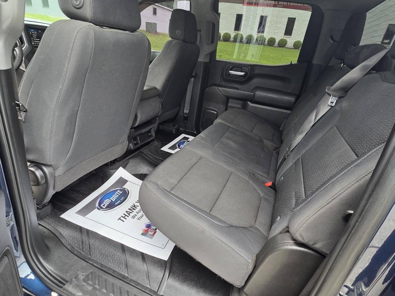 Chevrolet Silverado 1500 4WD Crew Cab 143.5" Custom 2019