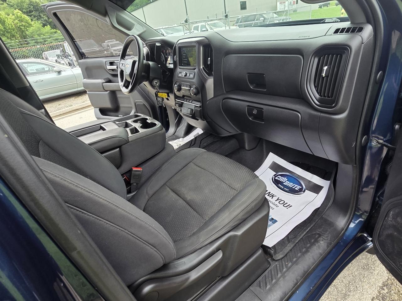 Chevrolet Silverado 1500 4WD Crew Cab 143.5" Custom 2019