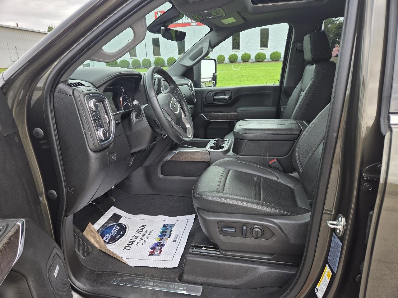 GMC Sierra 3500HD Denali Ultimate Crew Cab 4WD 2023
