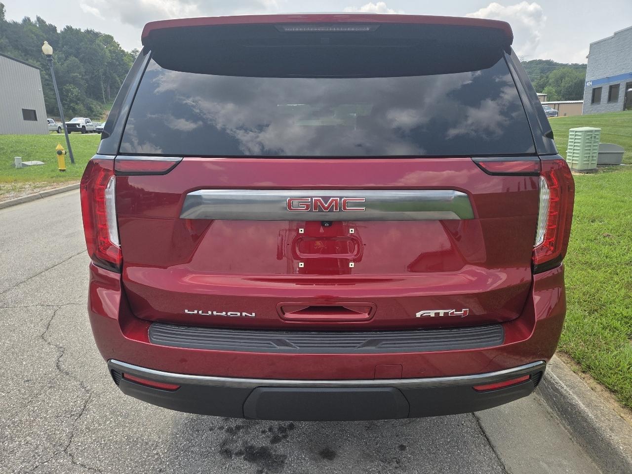 GMC Yukon XL AT4 2021
