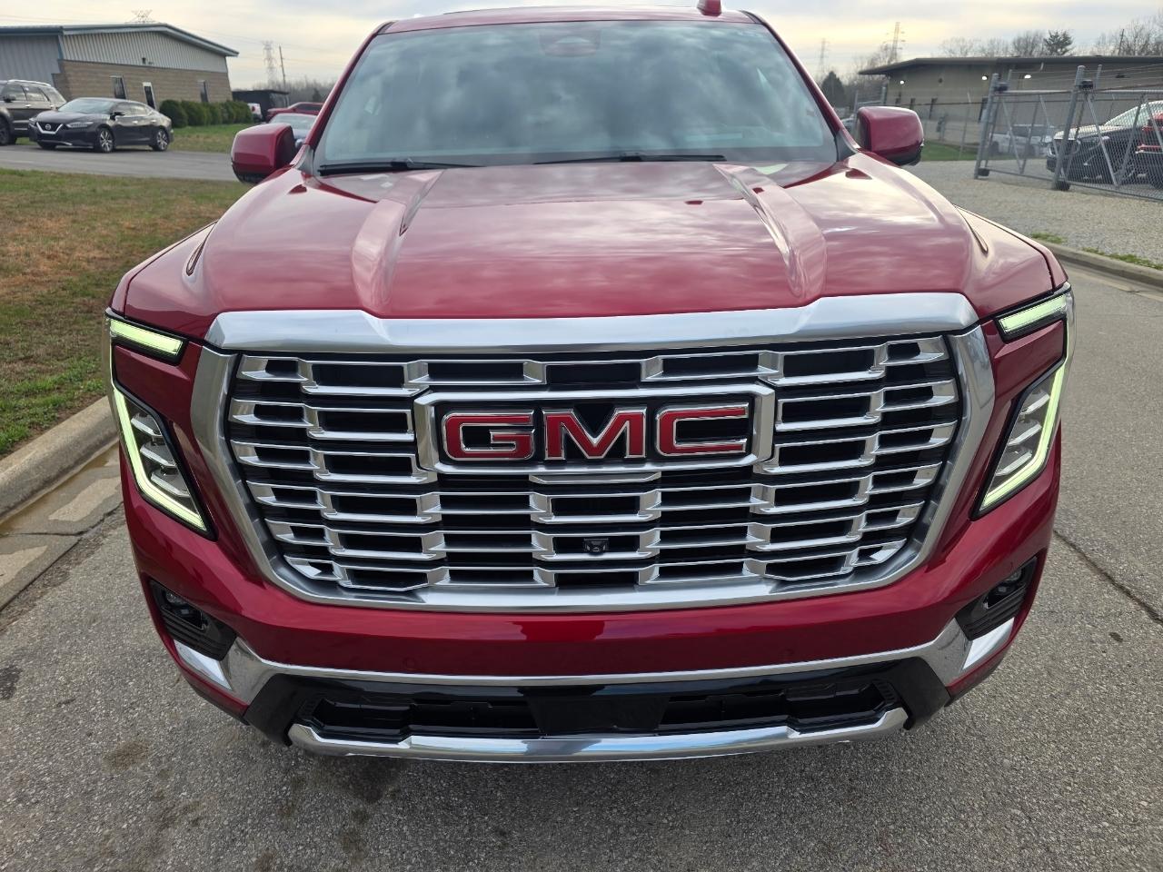 GMC Yukon XL Denali 4WD 2025