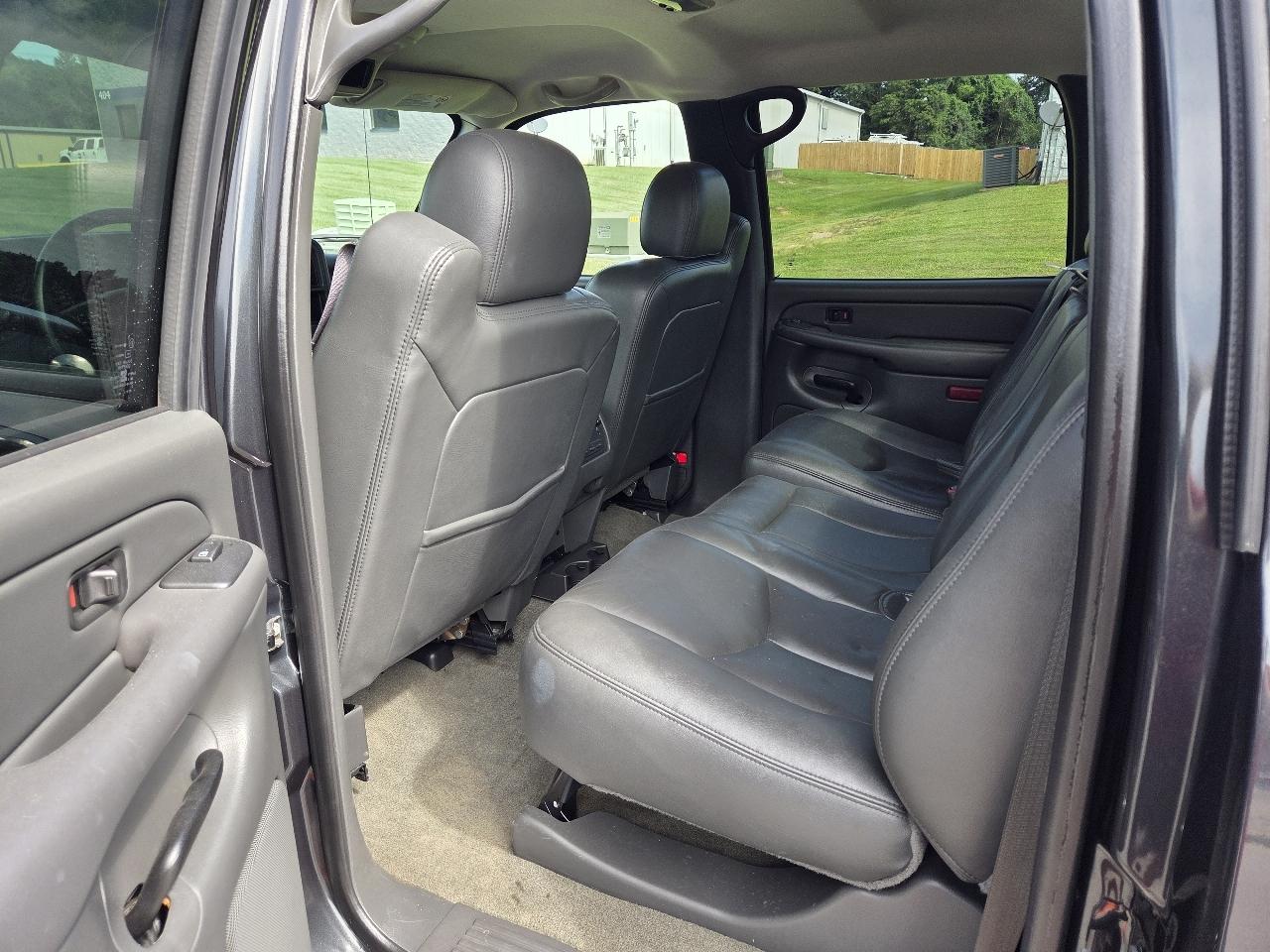 Chevrolet Silverado 3500 4WD DRW 2004