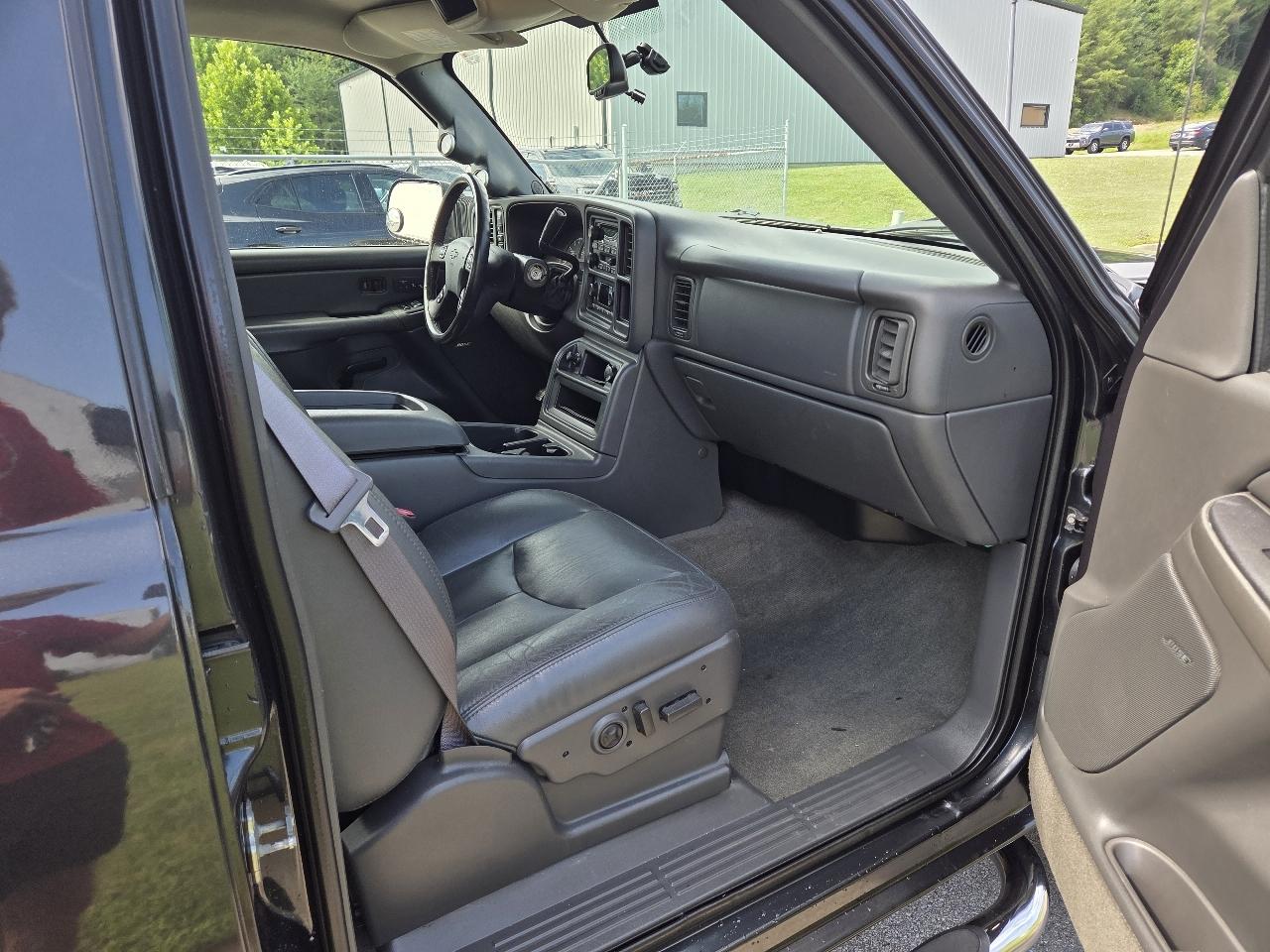 Chevrolet Silverado 3500 4WD DRW 2004