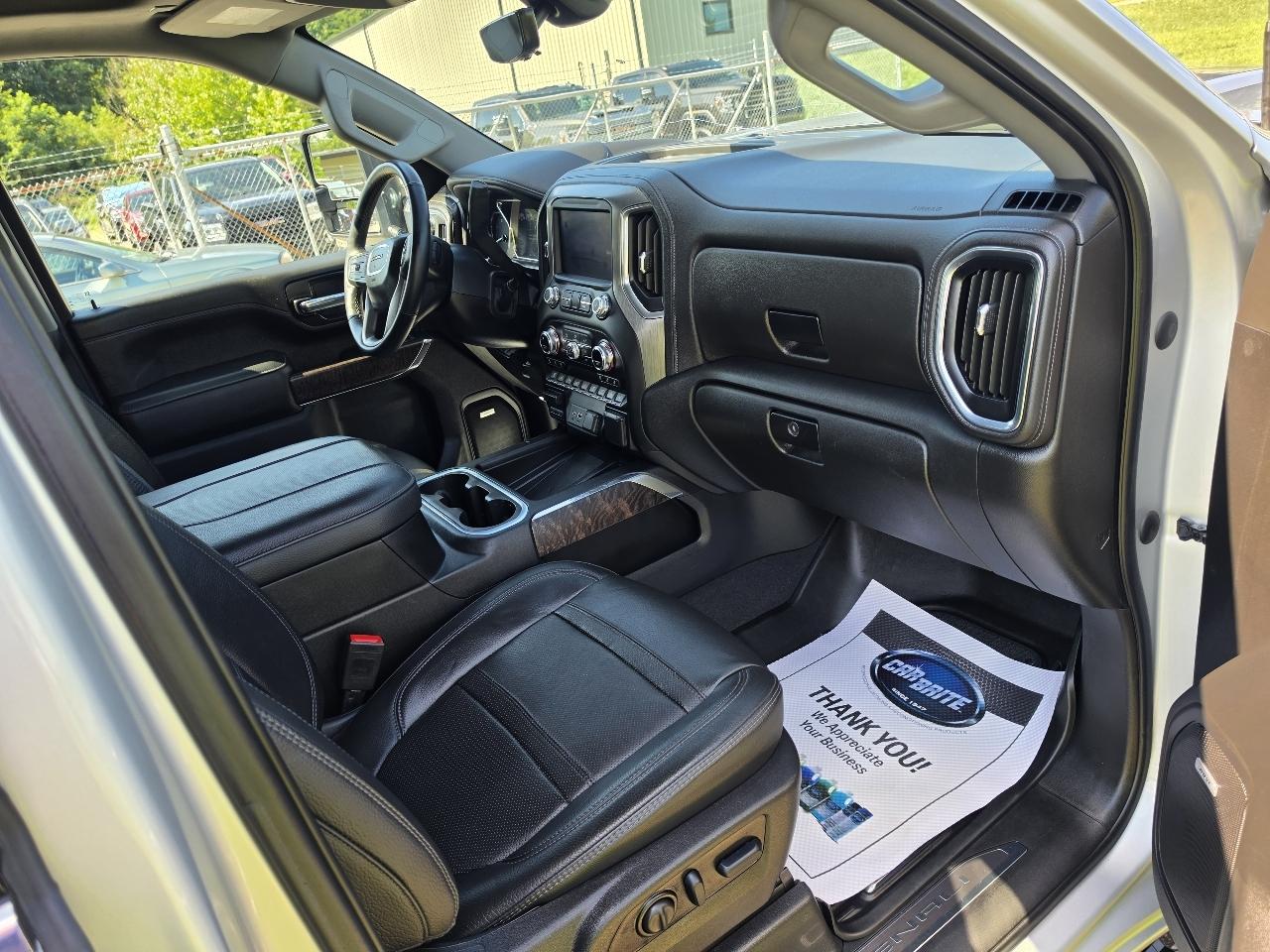 GMC Sierra 2500HD Denali Crew Cab 4WD SB 2023