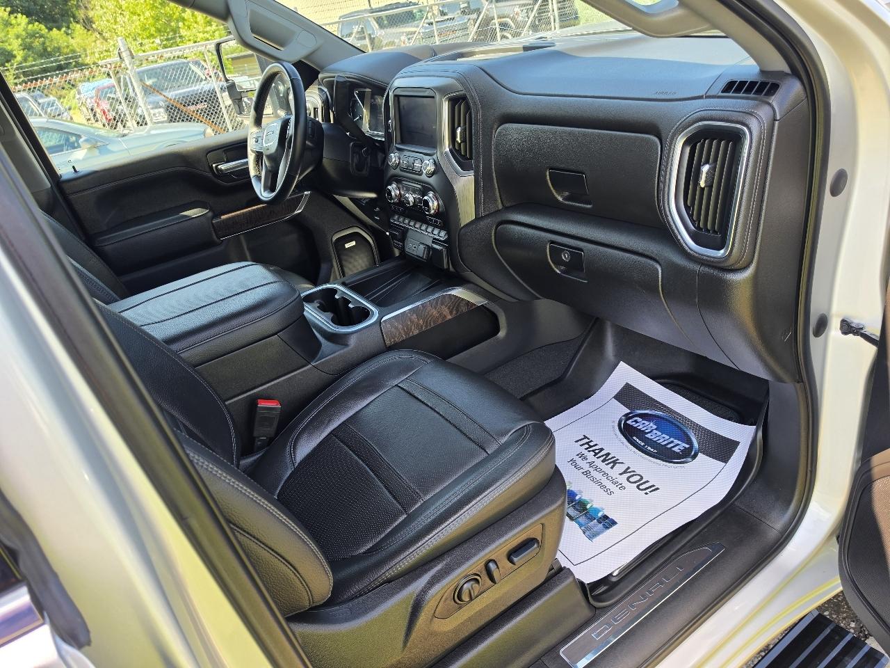 GMC Sierra 2500HD Denali Crew Cab 4WD SB 2023