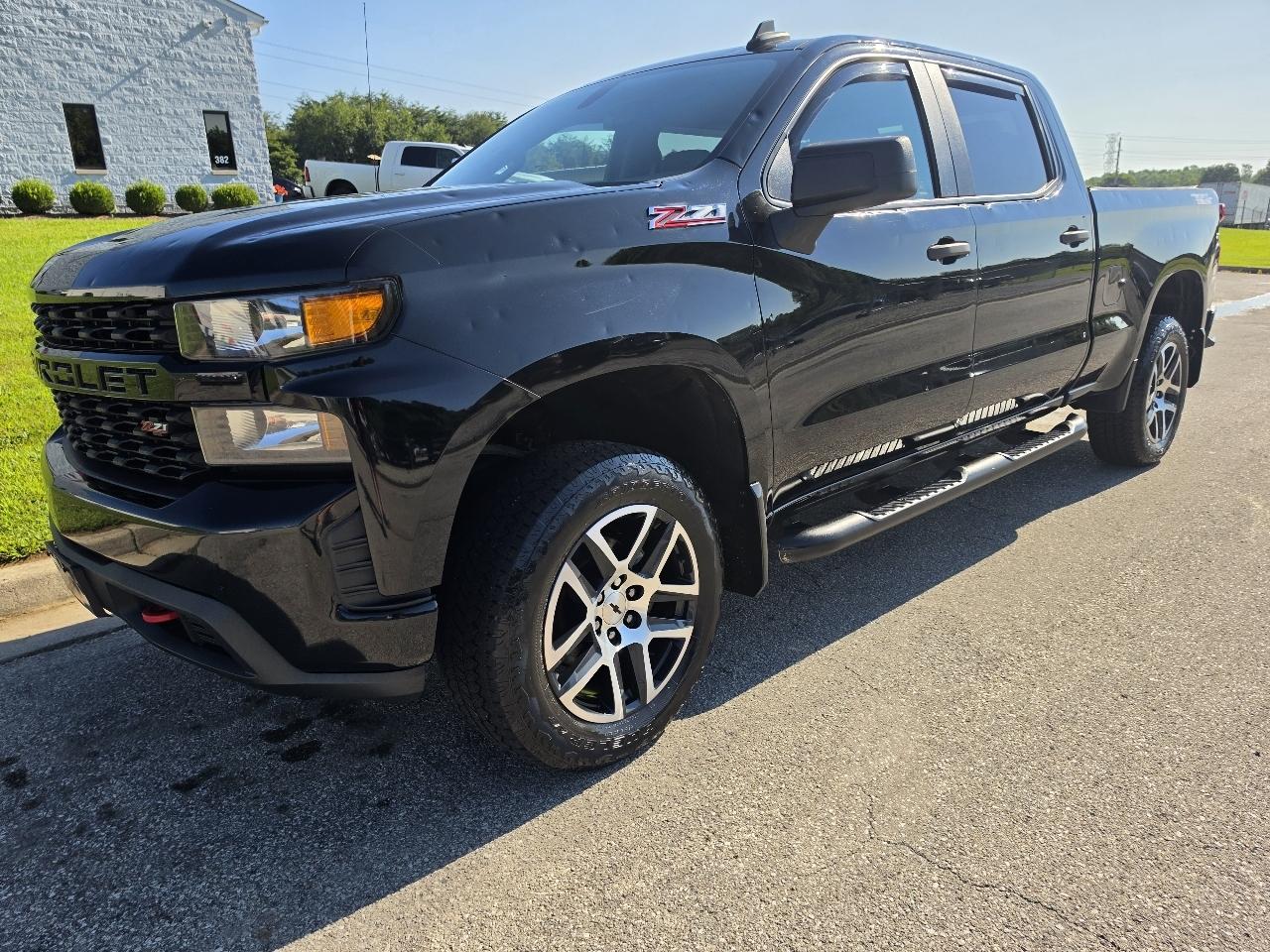 Chevrolet Silverado 1500 4WD Crew Cab 157" Custom Trail Boss 2020