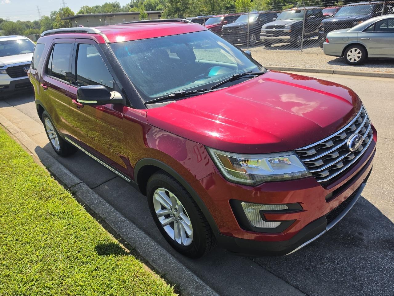 Ford Explorer 2WD 4dr V6 XLT 2017