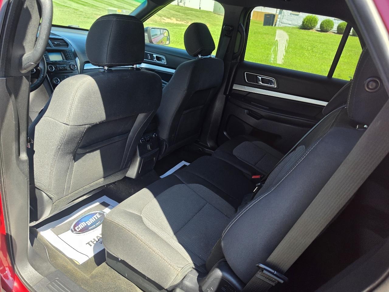 Ford Explorer 2WD 4dr V6 XLT 2017