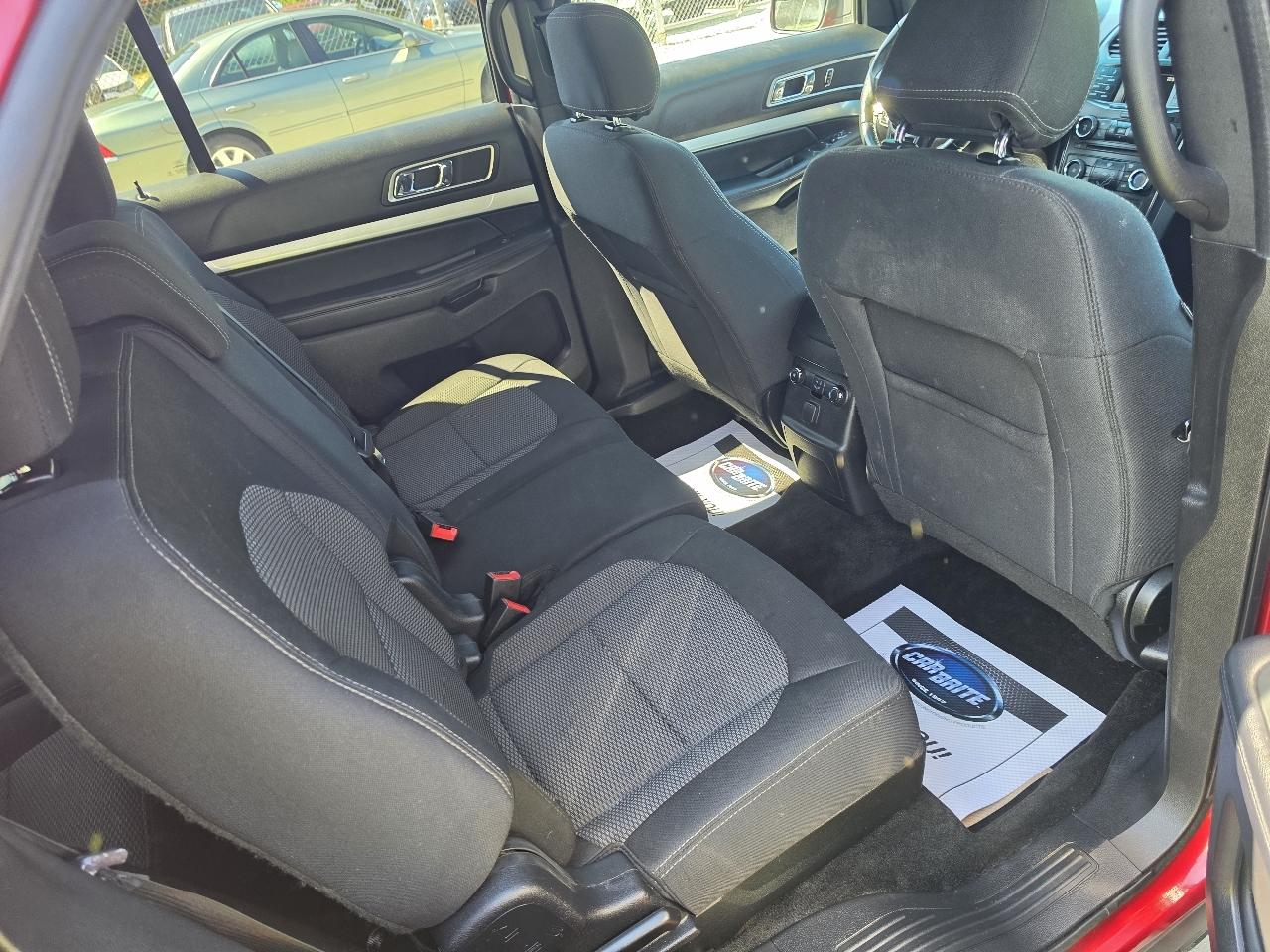 Ford Explorer 2WD 4dr V6 XLT 2017