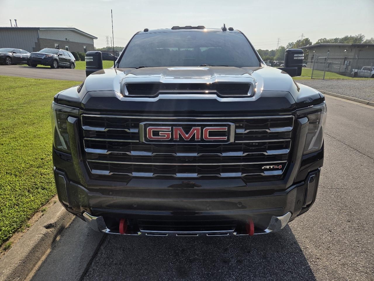 GMC Sierra 2500HD AT4 Crew Cab 4WD 2024