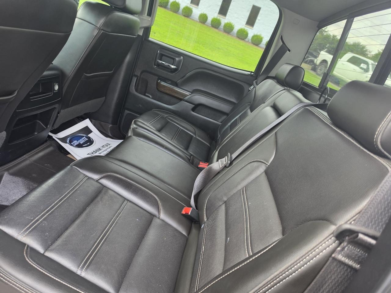 GMC Sierra 2500HD Denali Crew Cab 4WD 2019