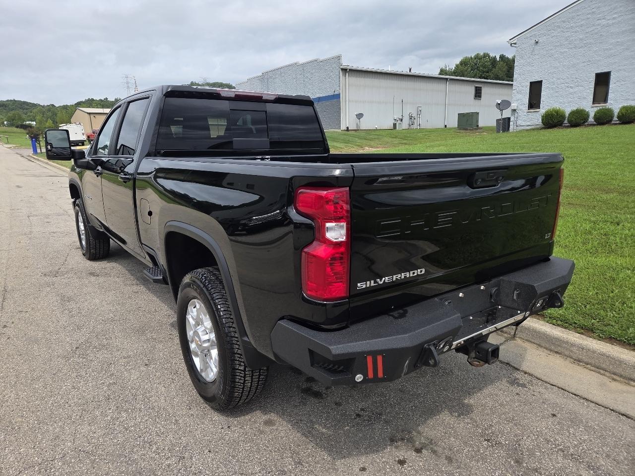 Chevrolet Silverado 2500HD 4WD Crew Cab 153" LT 2022