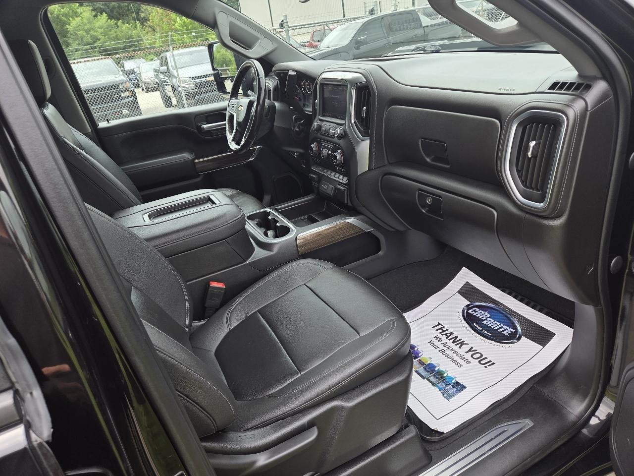 Chevrolet Silverado 2500HD 4WD Crew Cab 153" LT 2022