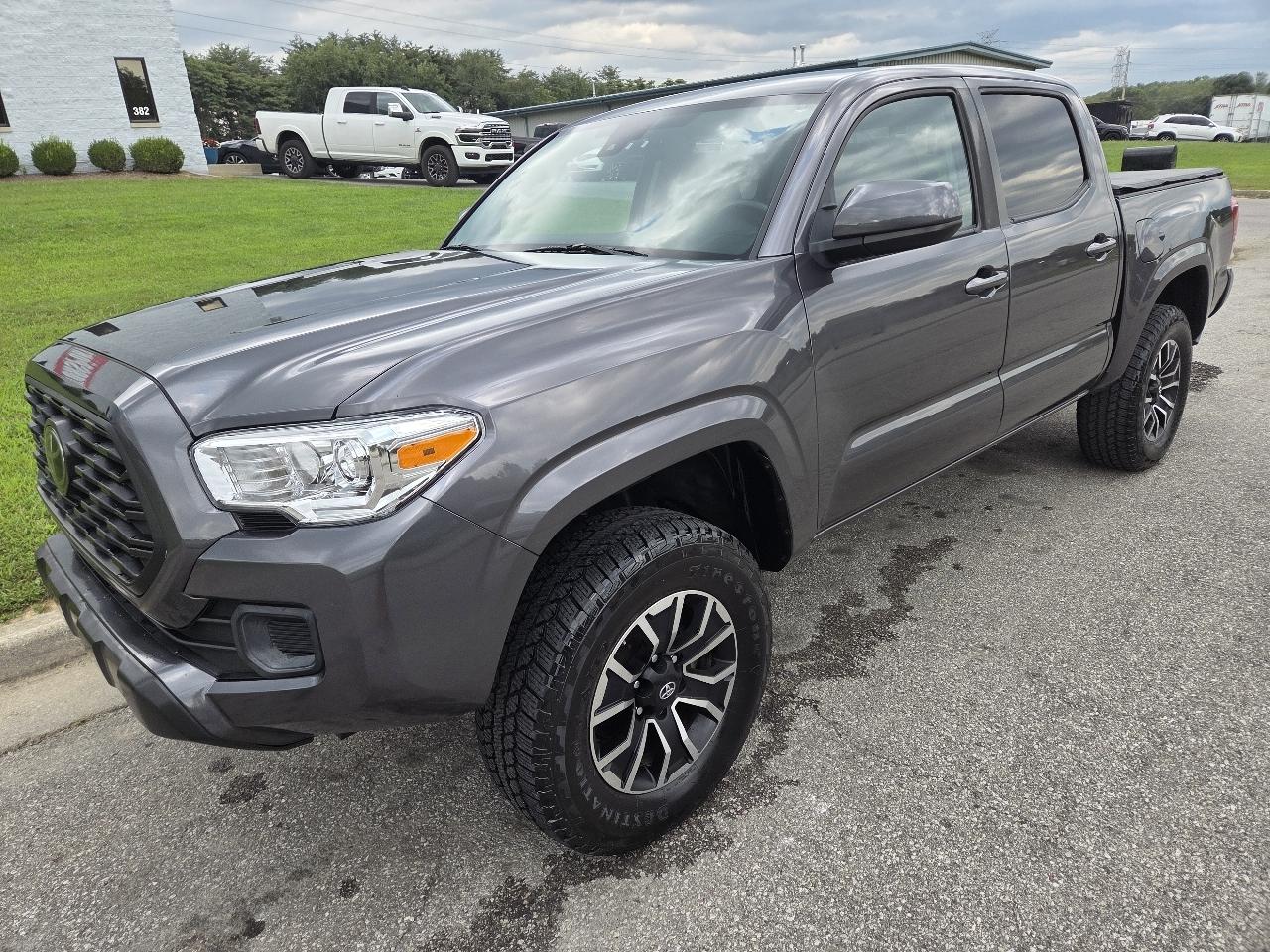 Toyota Tacoma 4WD 2021