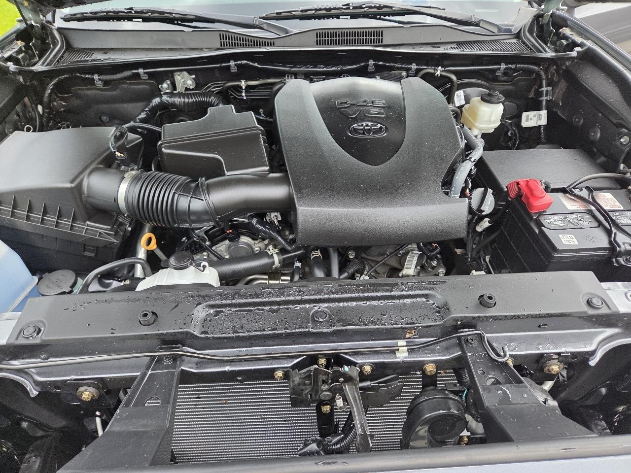 Toyota Tacoma 4WD 2021