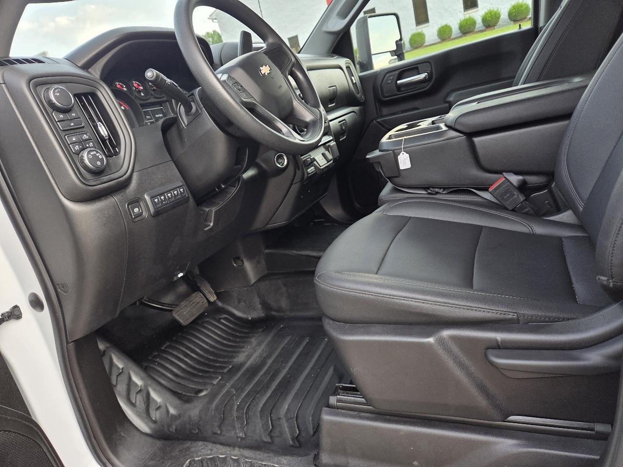 Chevrolet Silverado 2500HD 4WD 2024