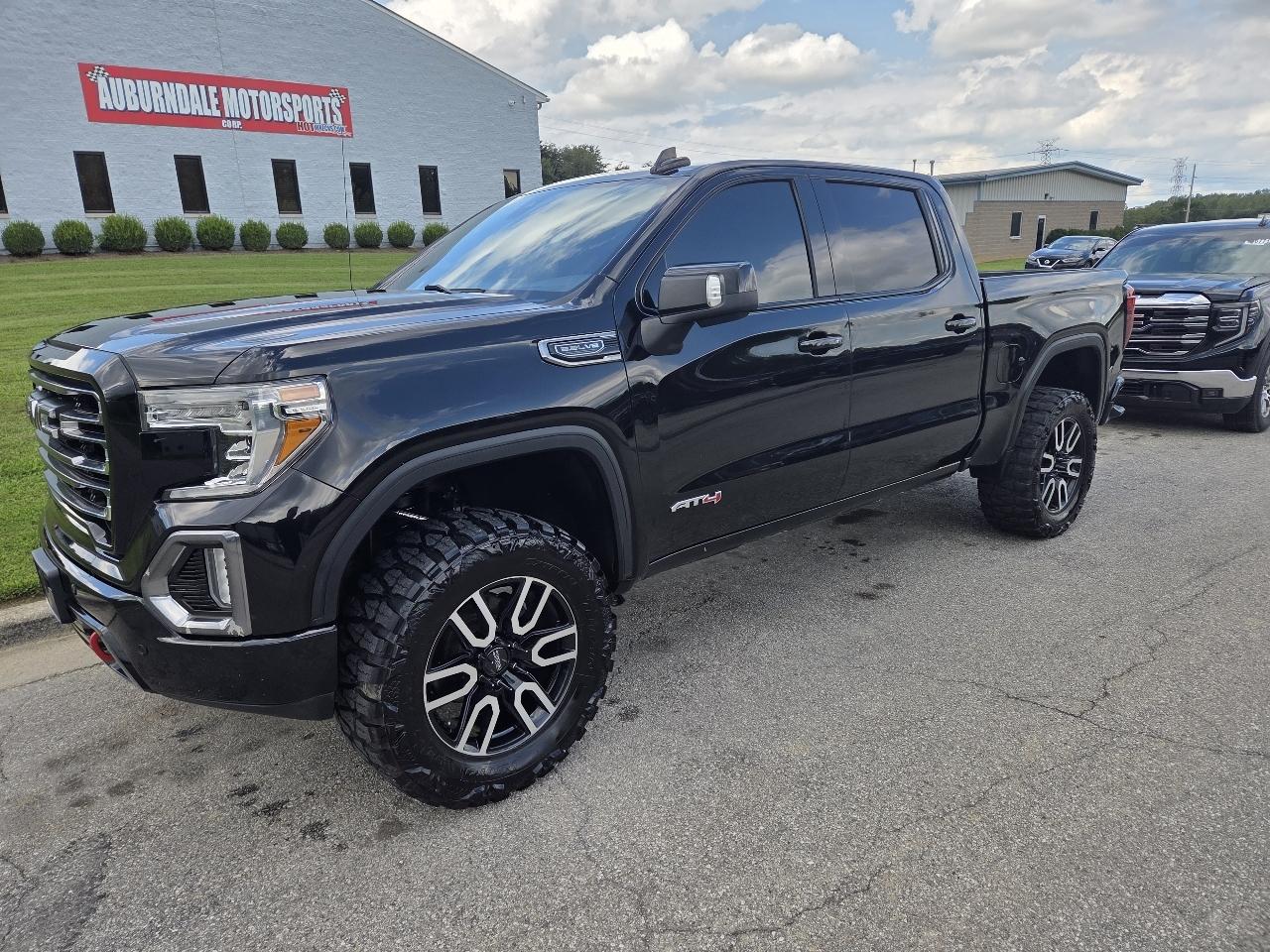 GMC Sierra 1500 AT4 Crew Cab Short Box 4WD 2021