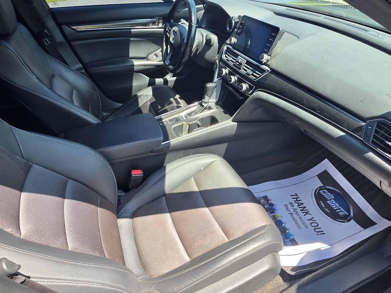 Honda Accord Sport Sedan AT 2019