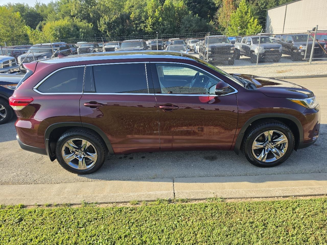 Toyota Highlander Limited AWD V6 2017