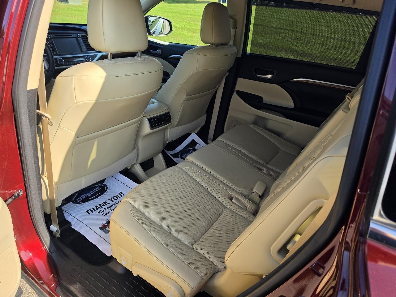 Toyota Highlander Limited AWD V6 2017