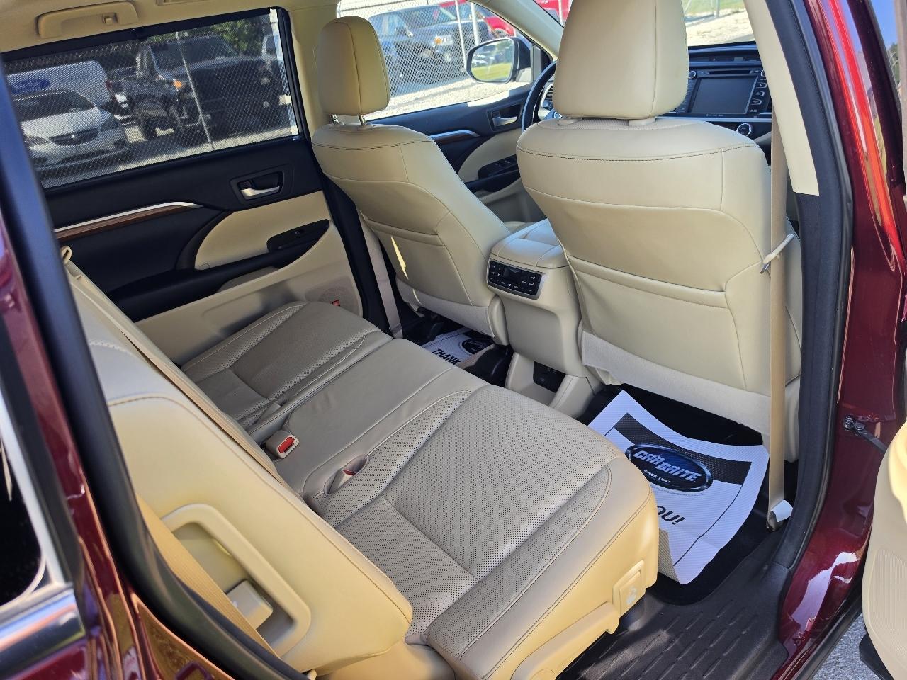Toyota Highlander Limited AWD V6 2017
