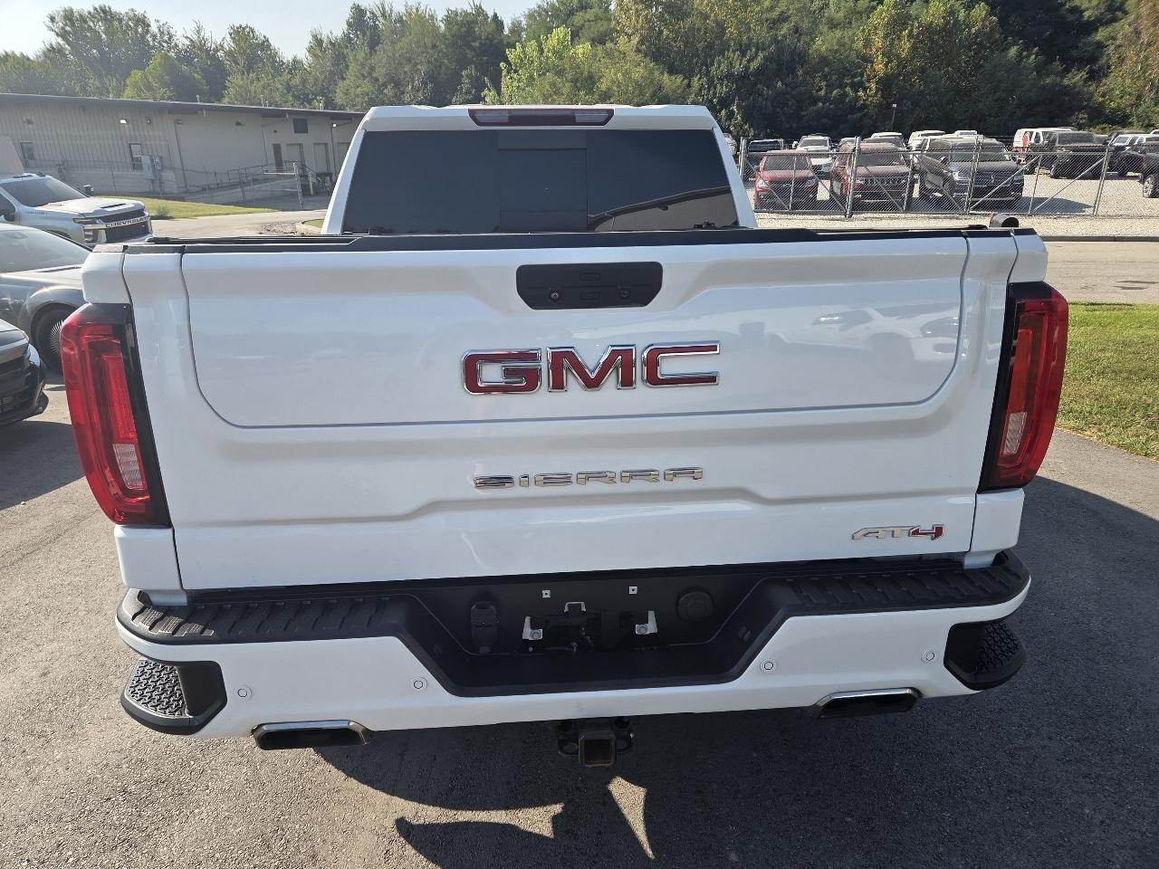 GMC Sierra 1500 AT4 Crew Cab Short Box 4WD 2020