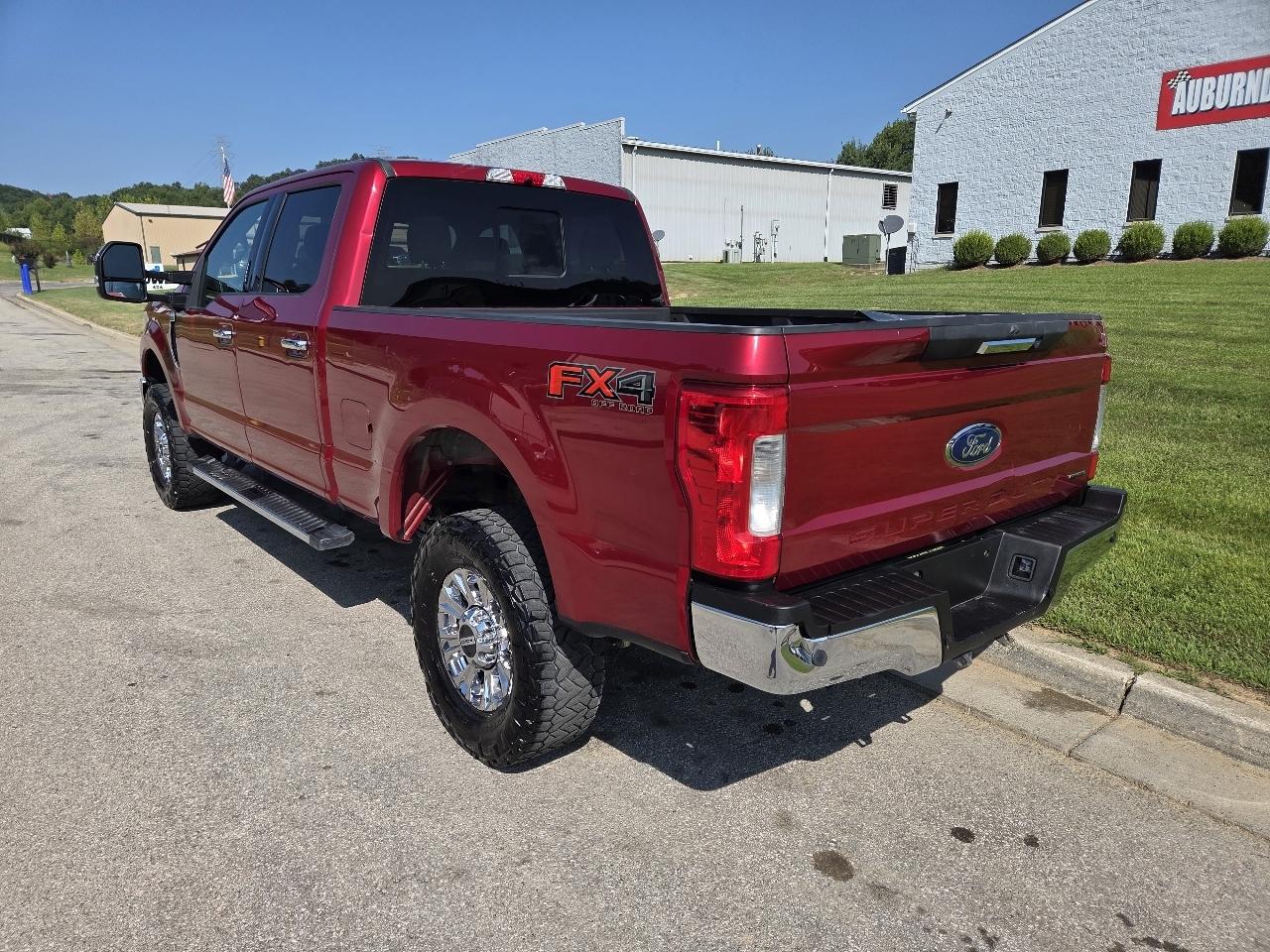 Ford F-250 SD XLT 4WD 2017