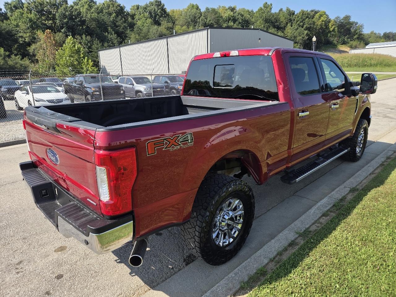 Ford F-250 SD XLT 4WD 2017