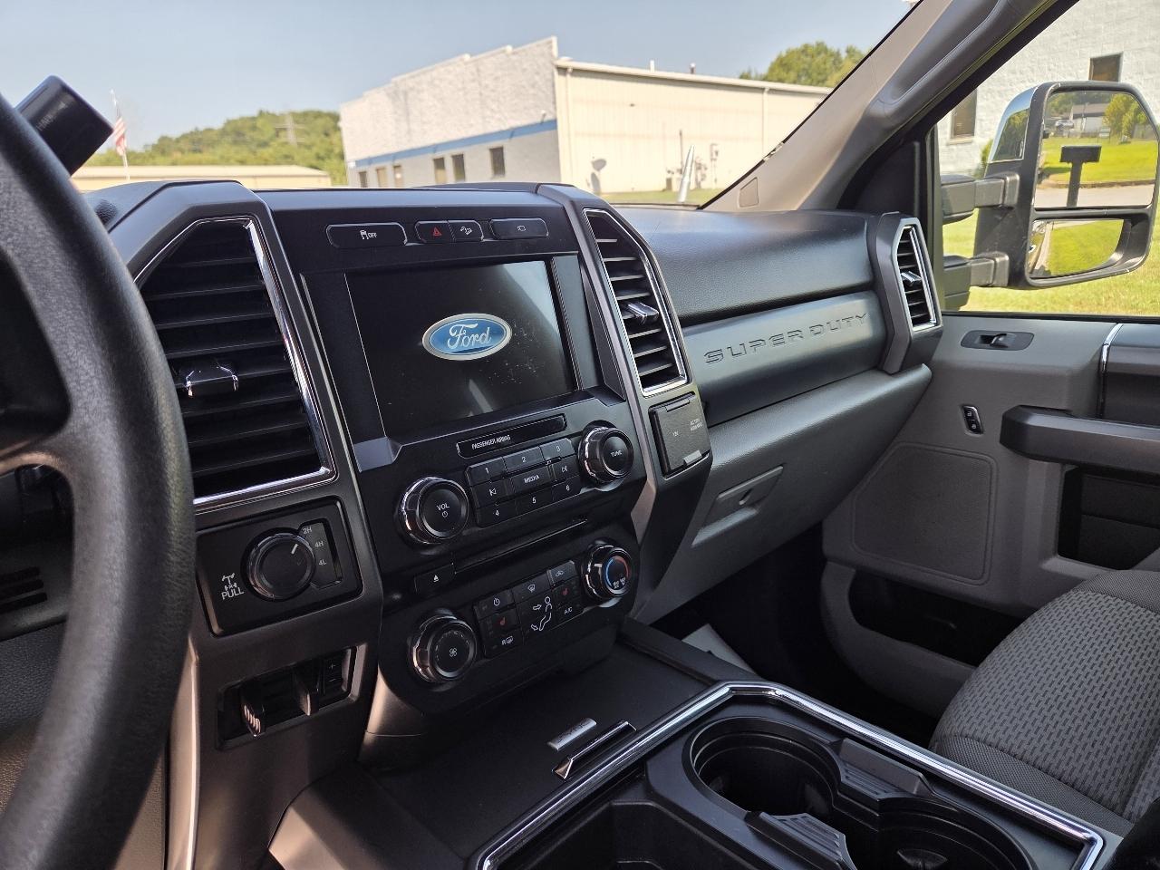 Ford F-250 SD XLT 4WD 2017
